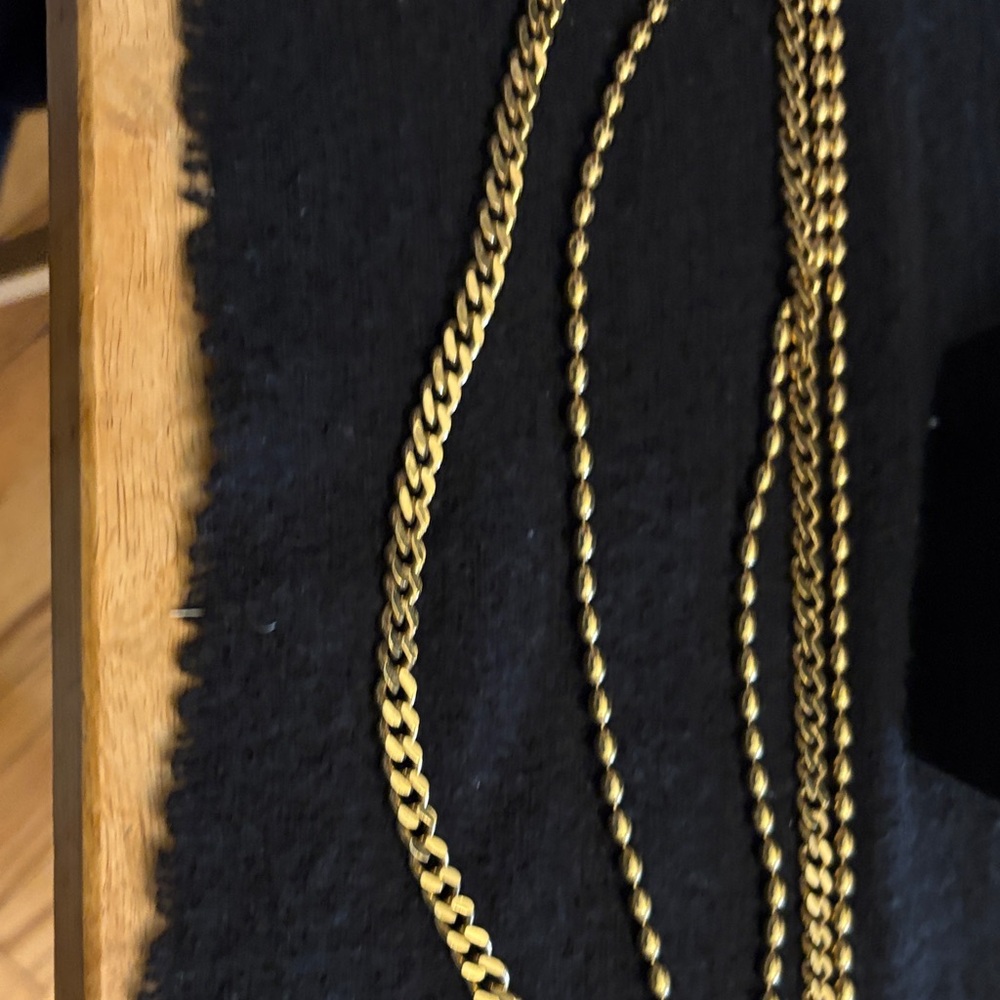 Source Unknown Gold Layered Necklace - image 6